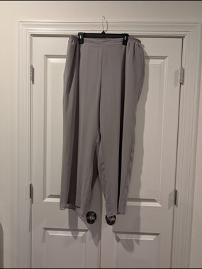 belk Light Gray Women's Wide-Leg Trousers